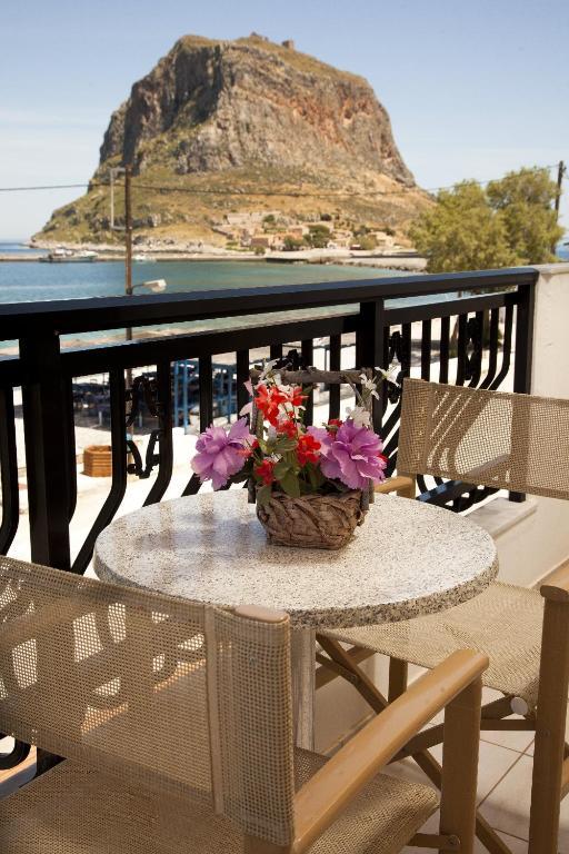 Filoxenia Hotel